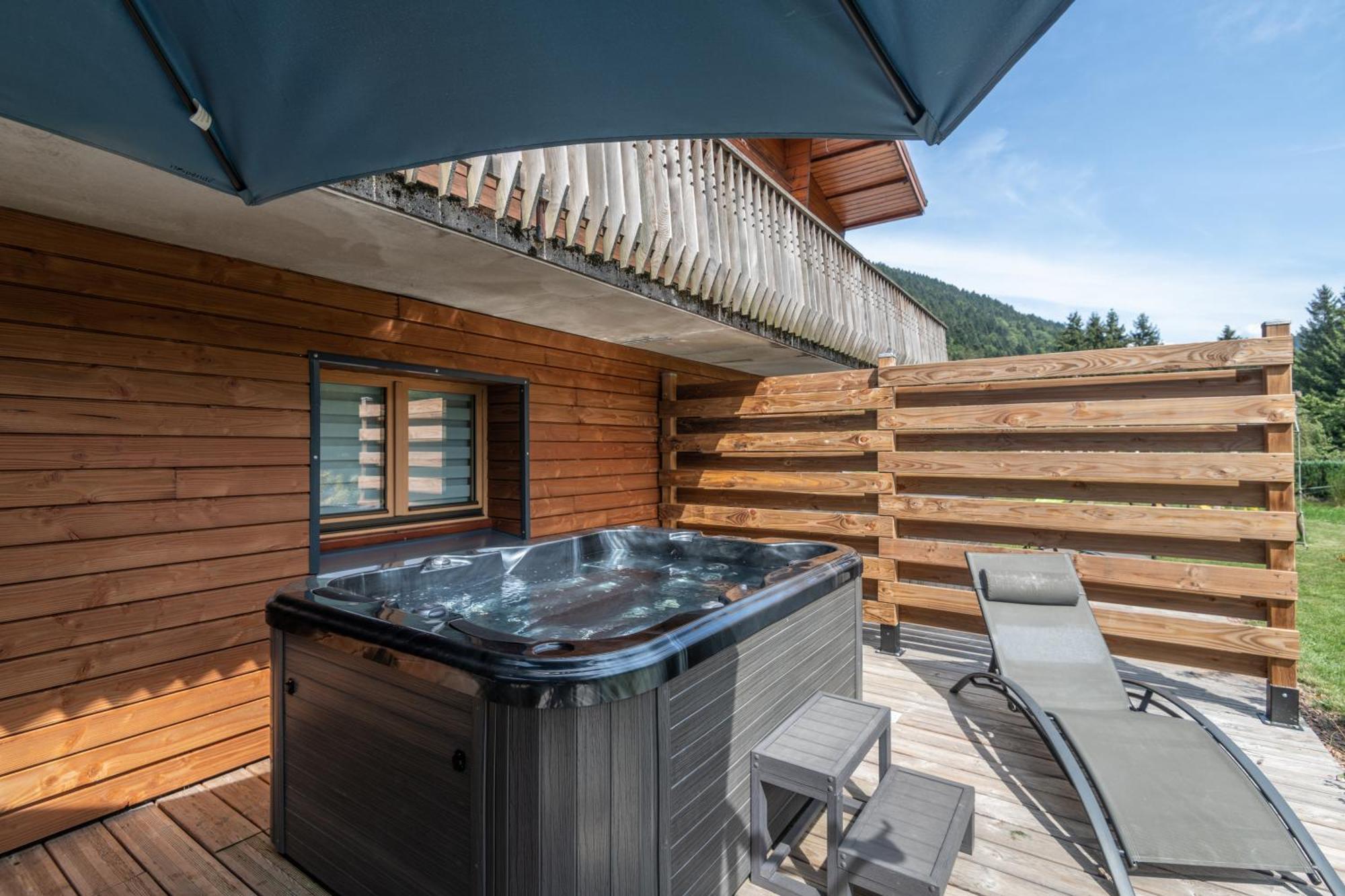 Chalets Du Bouchot & Jacuzzi Privatif Proximite Gerardmer & La Bresse Rochesson Bagian luar foto