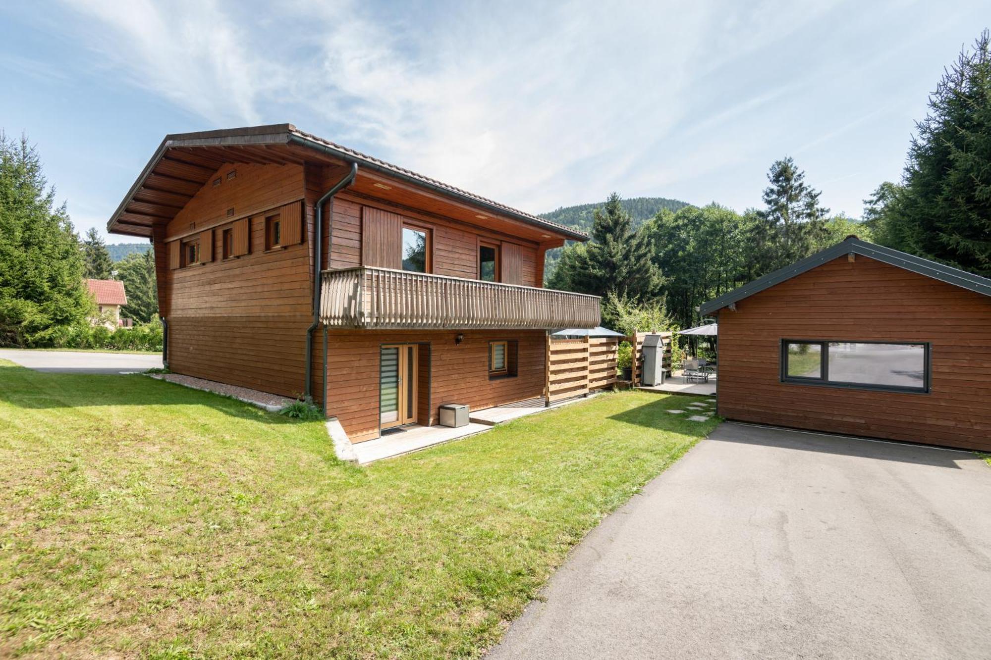 Chalets Du Bouchot & Jacuzzi Privatif Proximite Gerardmer & La Bresse Rochesson Bagian luar foto